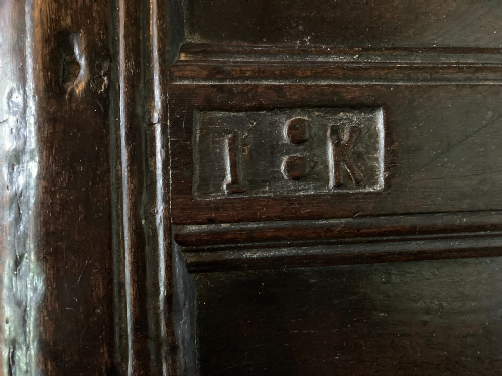 Charles II oak coffer. View VII