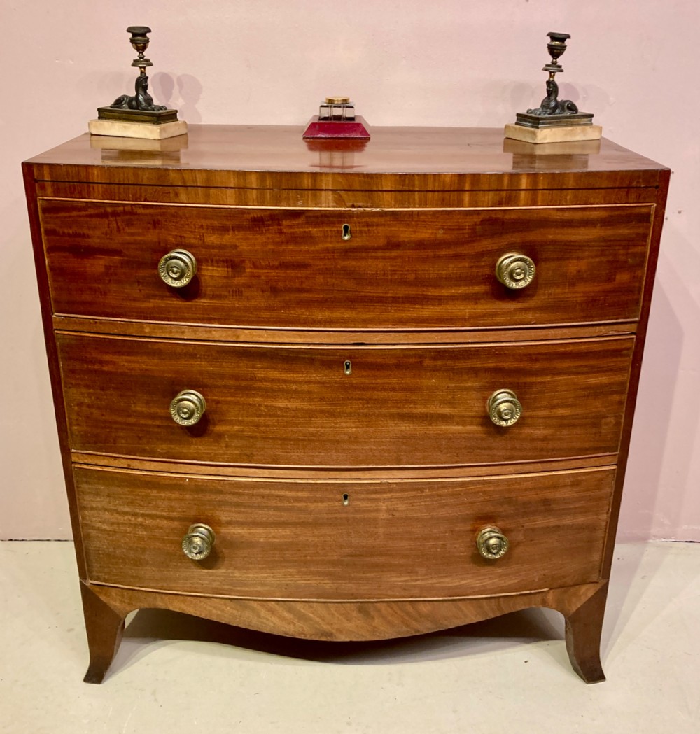 Georgian mahogany bow fronted chest of drawers.