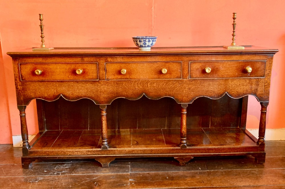 Antique Welsh oak dresser. View VI