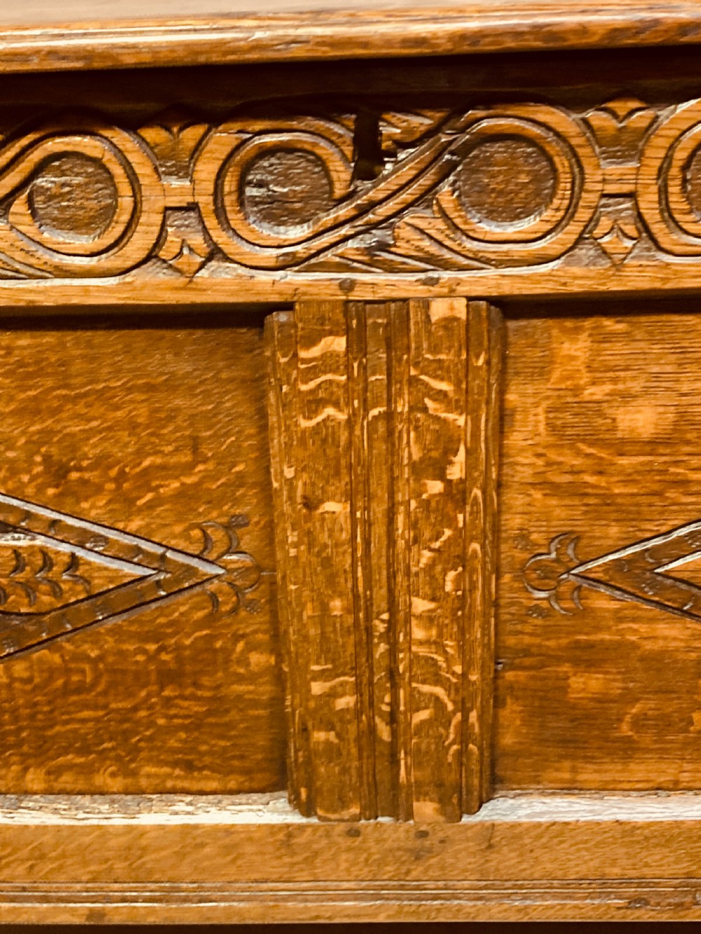 17th century carved oak coffer. View IV
