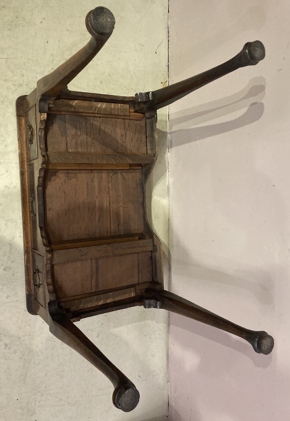 Georgian walnut lowboy. View VI