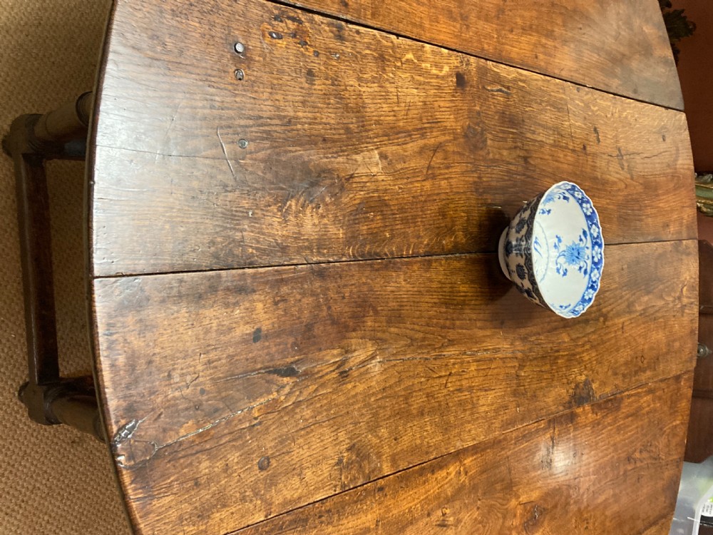 Queen Anne oak gateleg dining table. View III