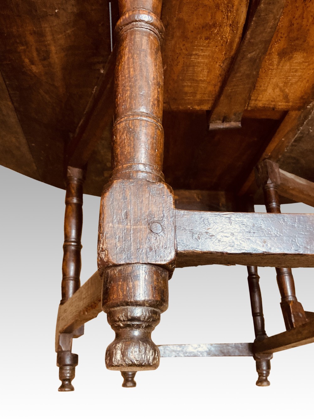 Queen Anne oak gateleg dining table. View VII