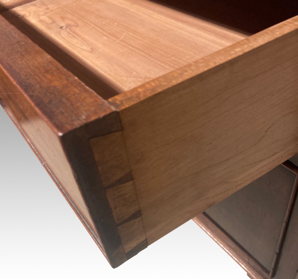 Small Georgian mahogany sideboard, manner of Gillows. View III