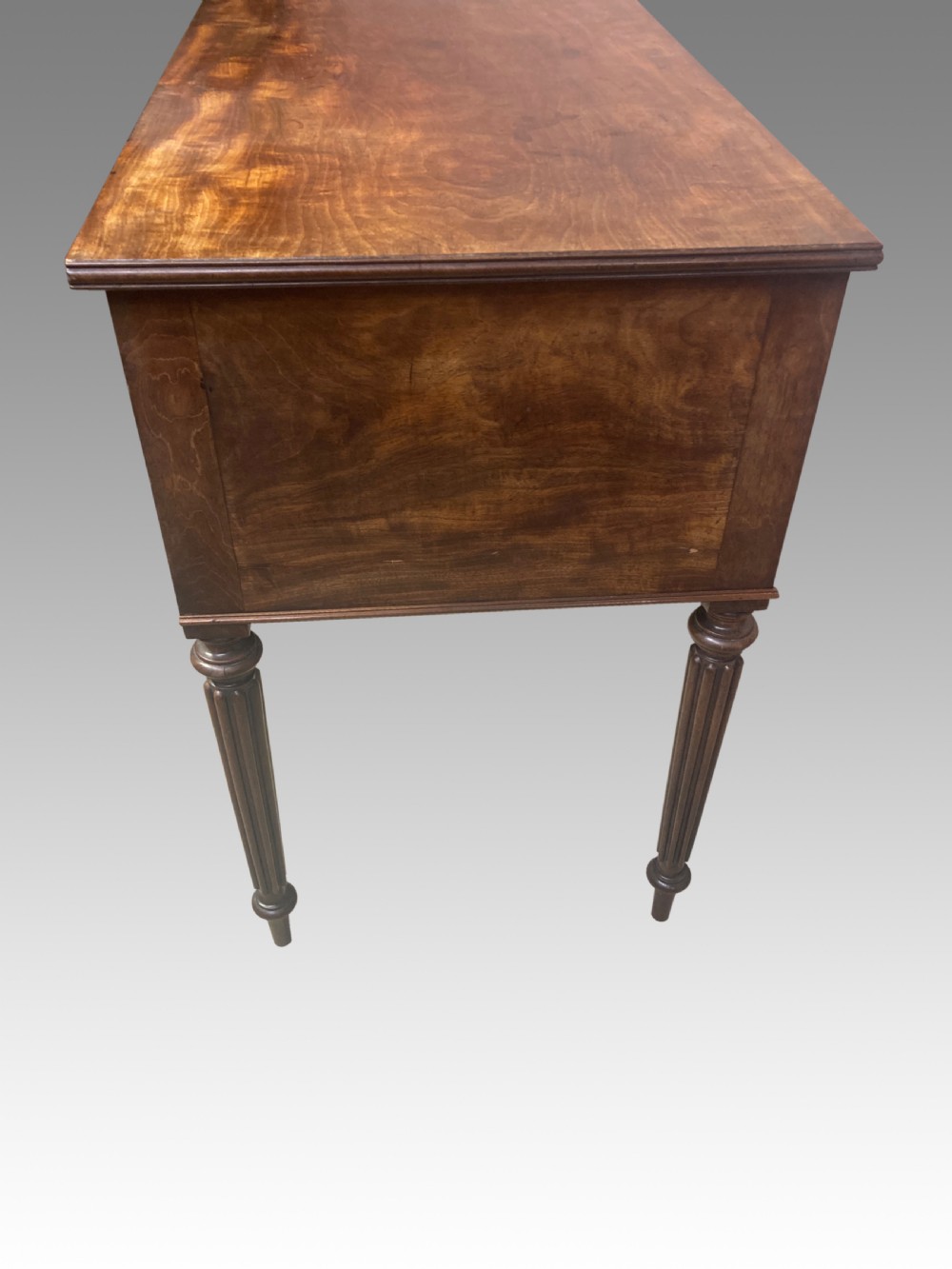 Small Georgian mahogany sideboard, manner of Gillows. View V