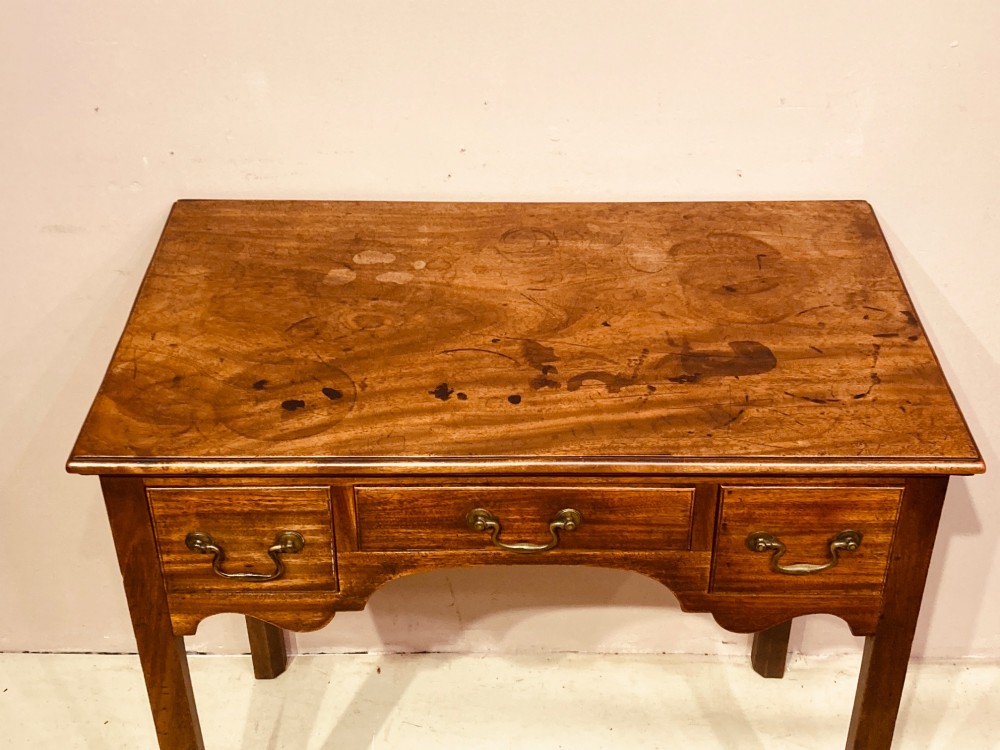 Georgian mahogany lowboy. View VII