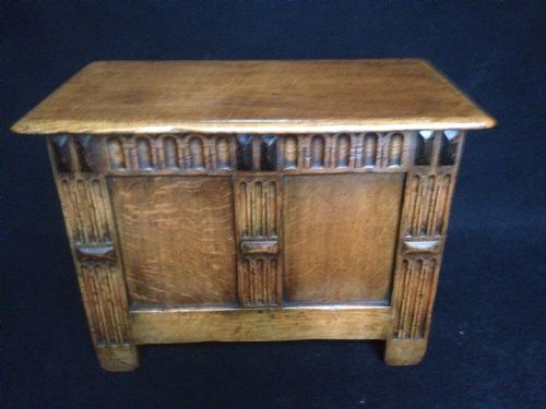 Ipswich Oak Coffer/













ipswich Oak Coffer/box