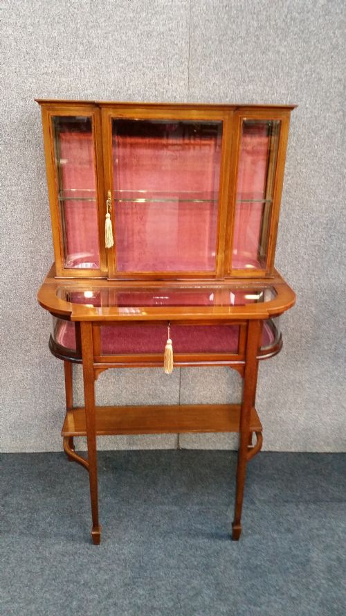 Inlaid Mahogany Bijouterie Table/display