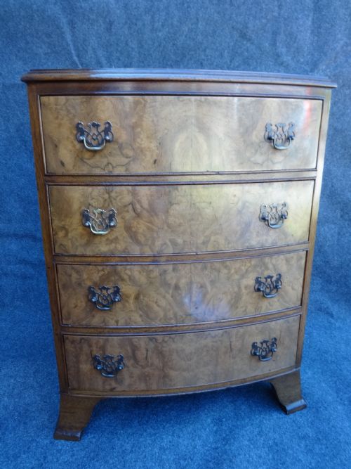 Small Burr Walnut Chest of Drawers