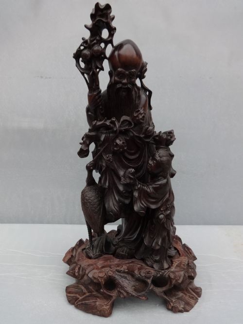 Stunning Root Carving of an Immortal