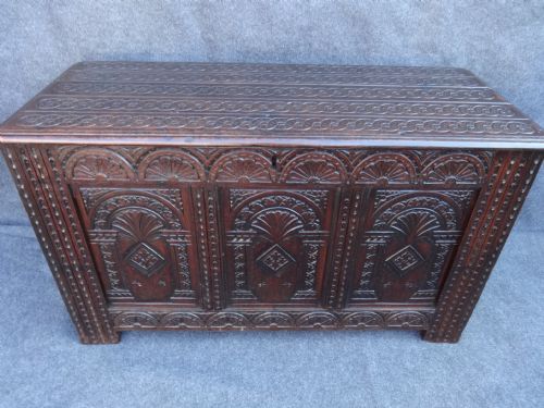 C17th Oak Coffer