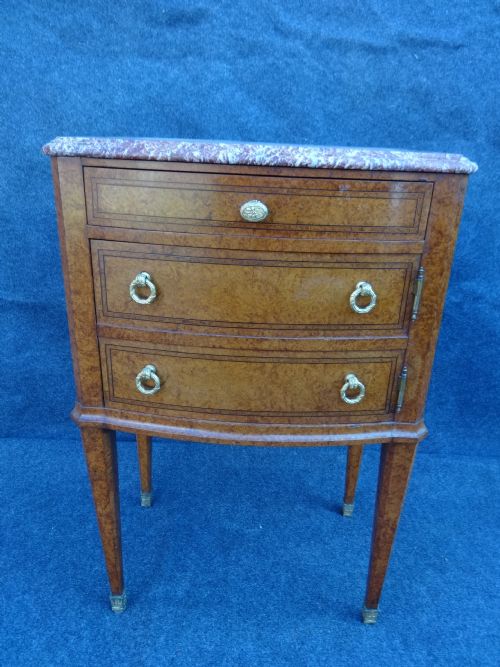Excellent Quality Amboyna Cabinet