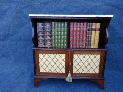 Small Georgian Bookcase