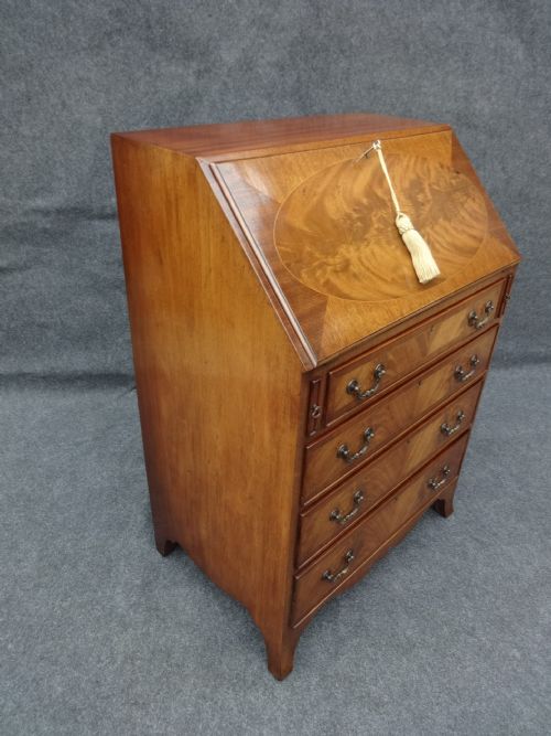 Excellent Quality Mahogany Bureau