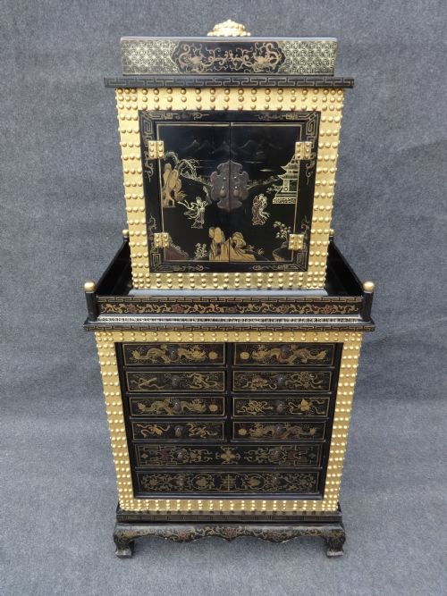 Stunning Chinese Laquered Cabinet