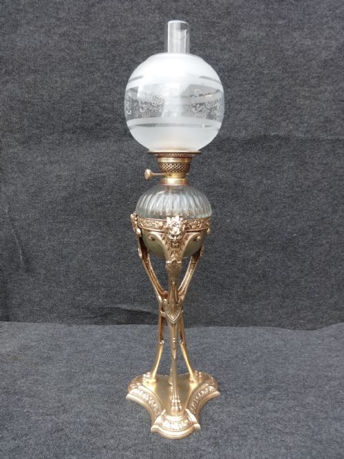 Stunning Victorian Brass Oil Lamp