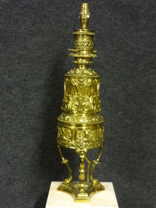 STUNNING MARBLE COLUMN WITH BRASS LAMP - ADDITIONAL PHOTO 5