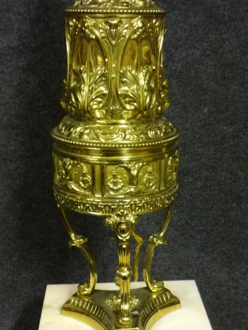 STUNNING MARBLE COLUMN WITH BRASS LAMP - ADDITIONAL PHOTO 7
