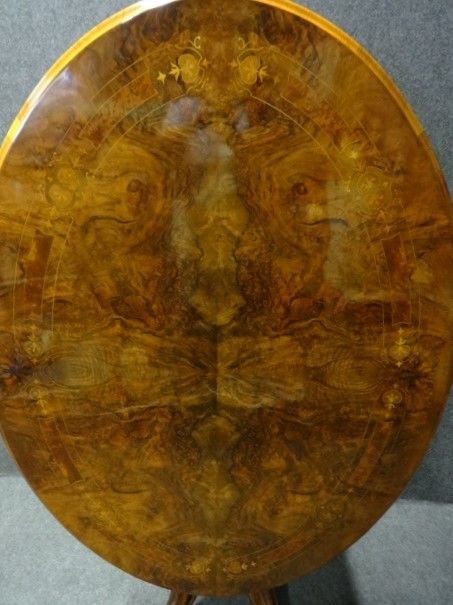 Stunning Inlaid Burr Walnut Dining Table