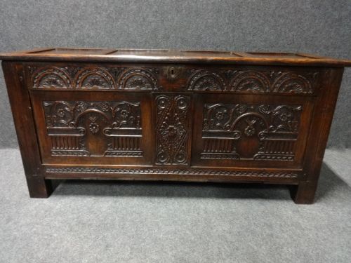 Superb Georgian Oak Coffer
