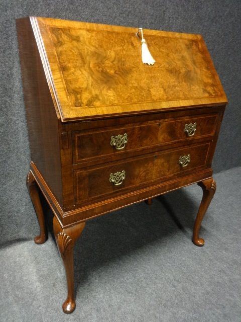 Good Burr Walnut Bureau