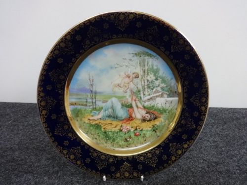 Beautiful Vienna Cabinet Plate