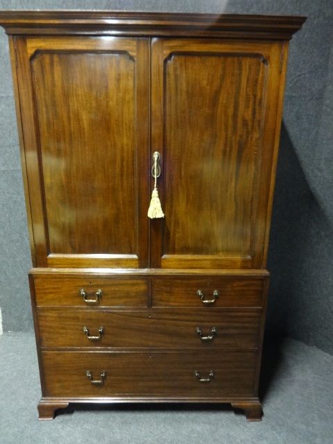 Mahogany Press Cupboard by 'Waring and Gillow'
