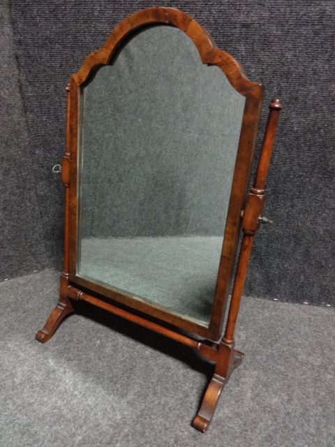 Queen Anne Walnut Dressing Mirror