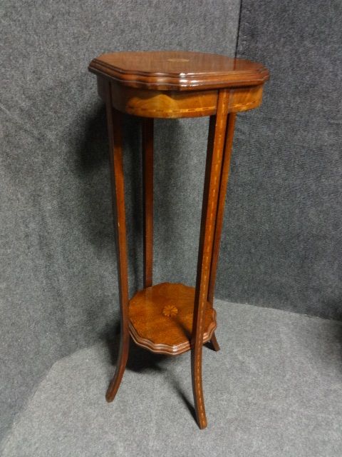 Good Mahogany Inlaid Jardinere Stand