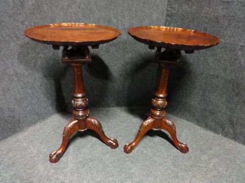 Pair Mahogany Pedestal/lamp Tables