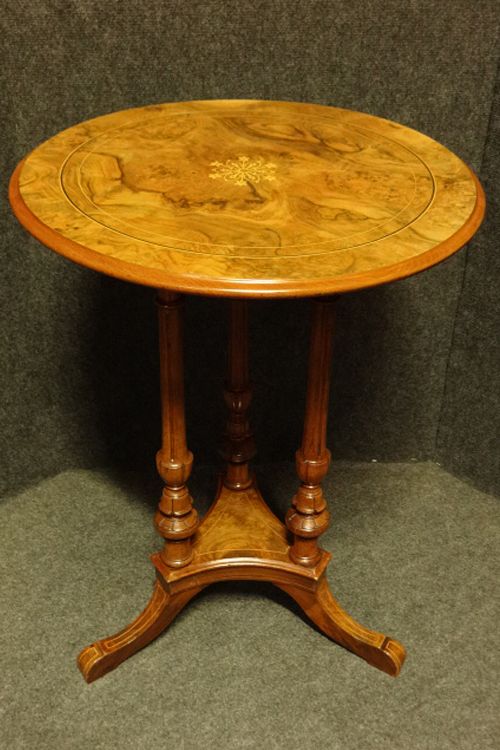 Burr Walnut Inlaid Pedestal Table