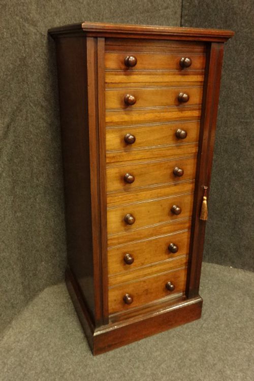 Victorian Mahogany Wellington Chest of Drawers
