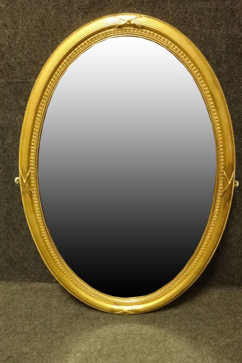 Beautiful Victorian Oval Mirror