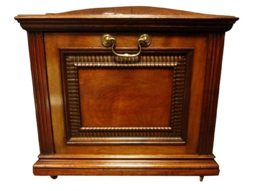 Good Regency Mahogany Coal Box