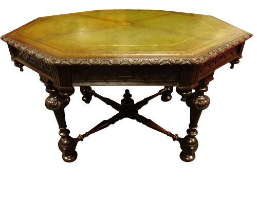 Very Good Oak Drum Rent Table