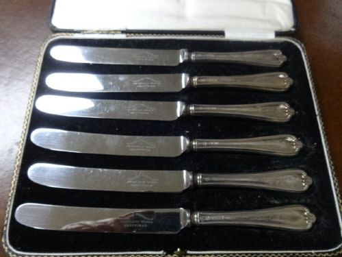 Boxed Set of Silver Handled Butter Knifes