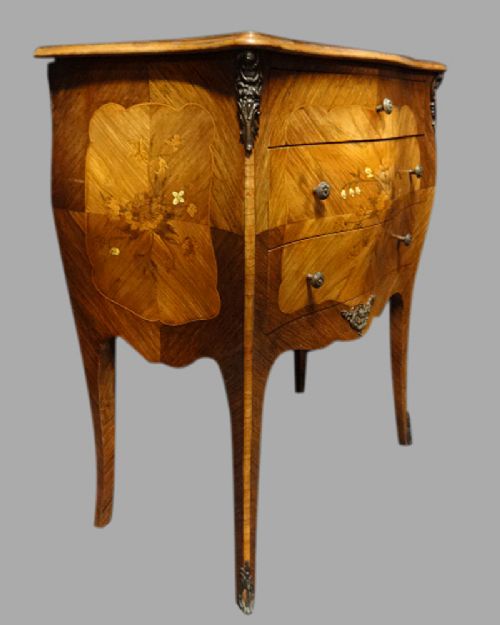 Beautiful French Bombe Shaped Commode Chest of Drawers