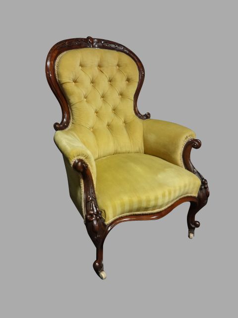 Very Good Victorian Mahogany Framed Armchair