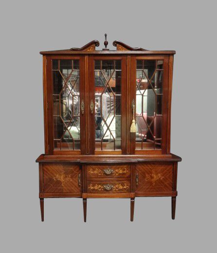 Excellent Quality Mahogany Inlaid Display Cabinet