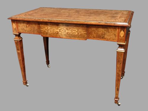 Fabulous Burr Walnut Inlaid  Table