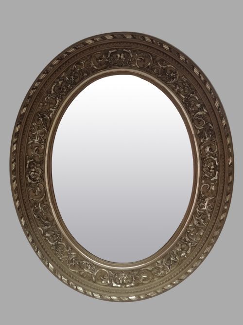 Superb Oval Gilt Mirror