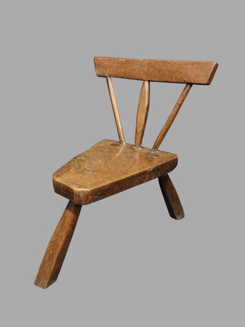 Good Primitive Folk Chair