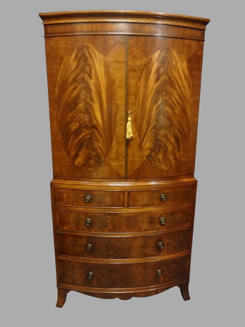 Edwardian Mahogany Linen Press of Small Proportions
