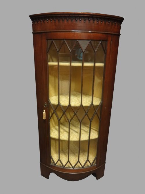 Very Good Freestanding Mahogany Bowed Corner Cabinet