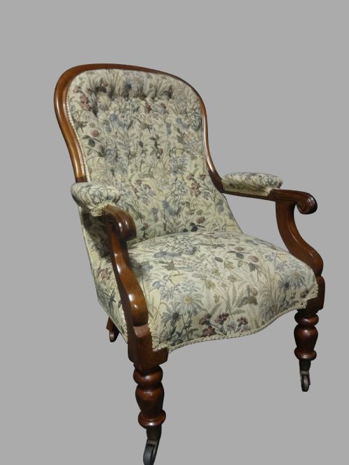Very Good Mahogany Armchair