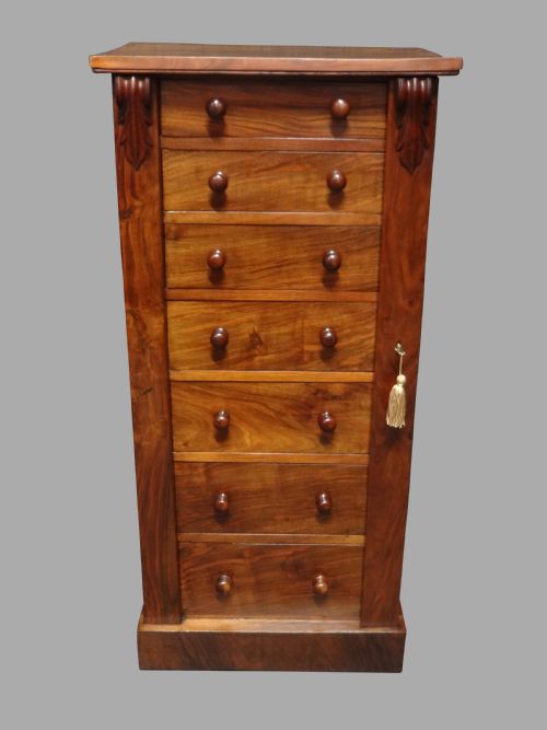 Very Good Victorian Walnut Wellington Chest of Drawers