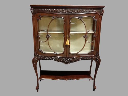 Lovely Quality Mahogany Display Cabinet by Maples