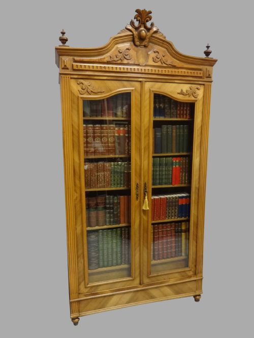 Excellent French Tulipwood Bookcase
