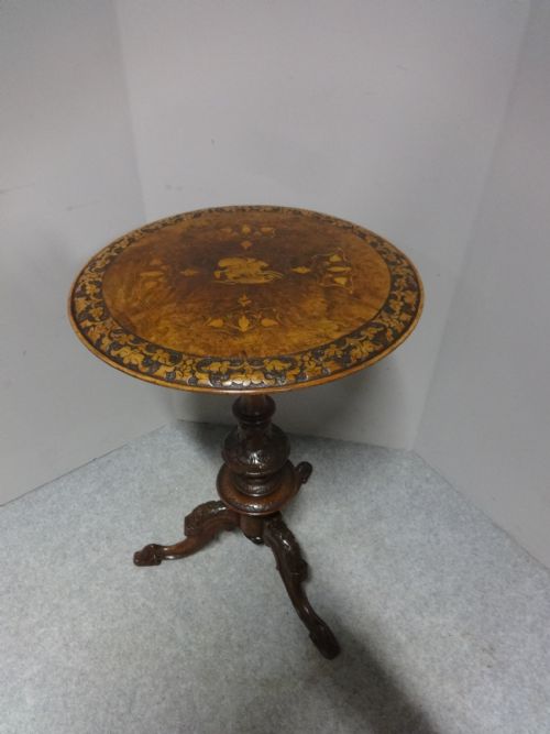 Burr Walnut Inlaid Pedestal Table
