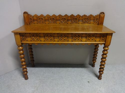 Good Light Oak Console Hall Table